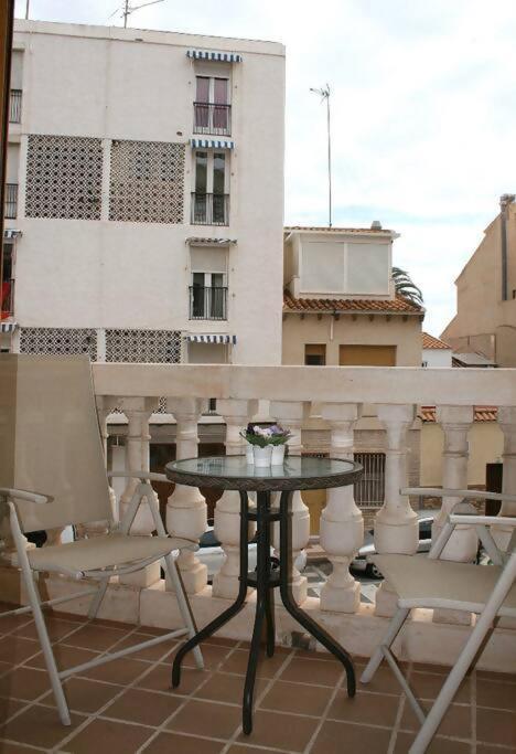 Beachside Apartment In The Centre Of El Campello Eksteriør bilde