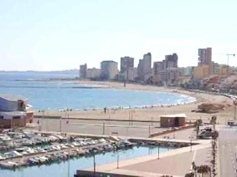 Beachside Apartment In The Centre Of El Campello Eksteriør bilde